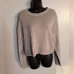 H&M Divided gray crewneck sweater